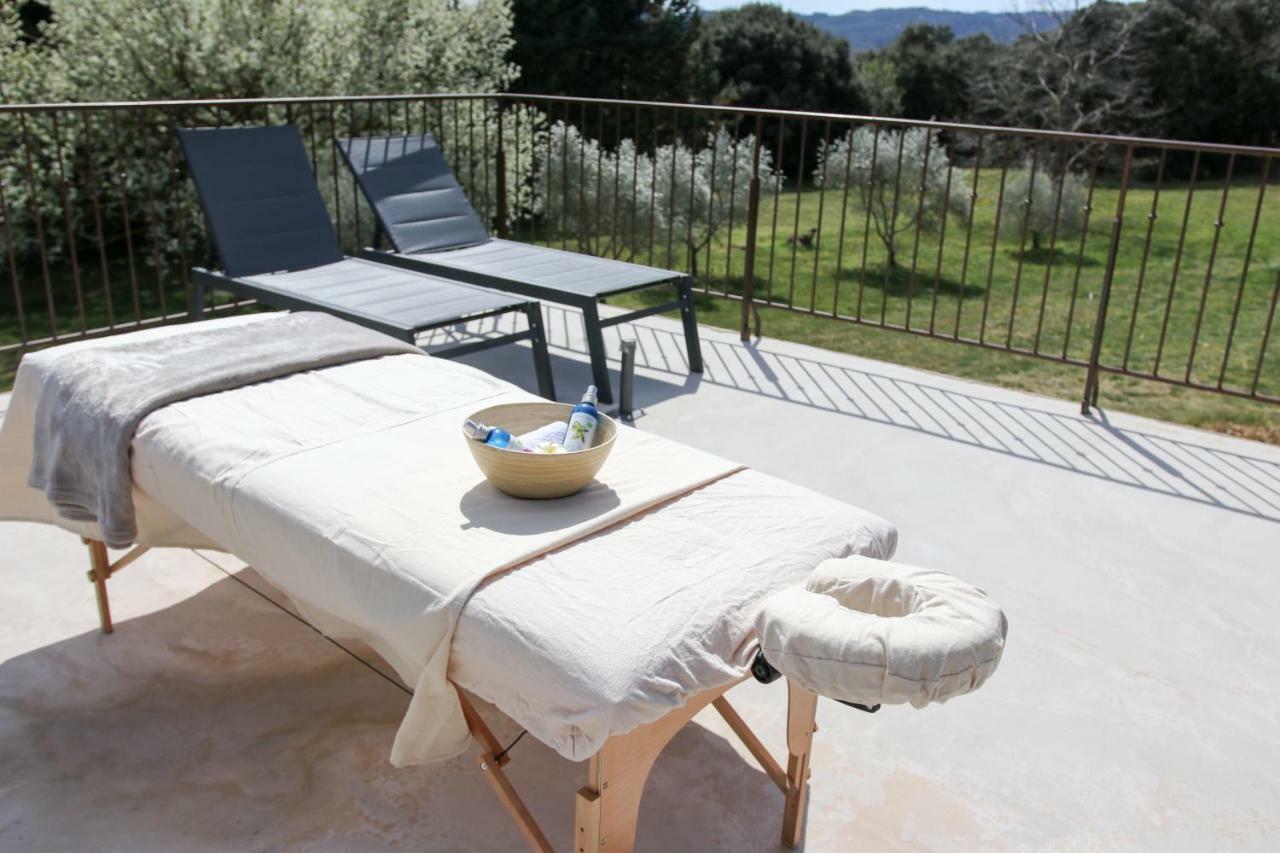 Le Mas De La Lombarde Lourmarin Dış mekan fotoğraf